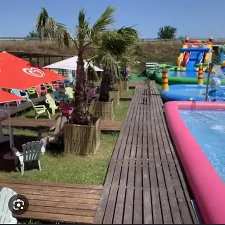 Climatise Entre Montpellier Est Sete Proche Des Plages