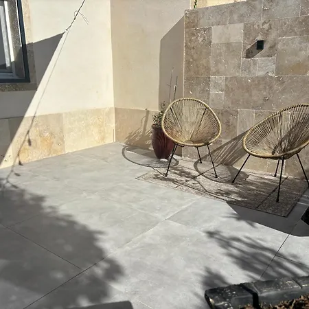 Climatise Entre Montpellier Est Sete Proche Des Plages ヴィック・ラ・ガルディオル